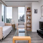 Chic & Stylish 2-Bed In The Heart Of London