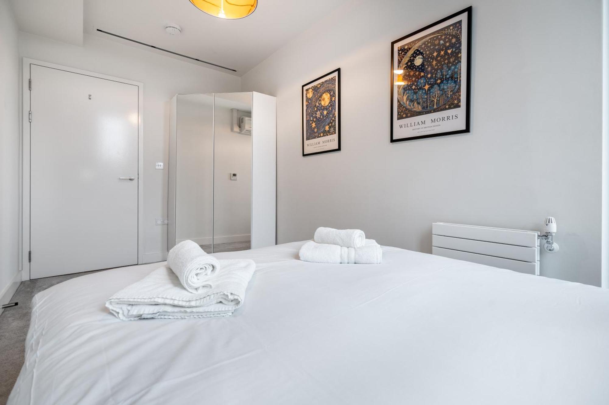 Chic & Stylish 2-bed In The Heart Of Appartamento Londra